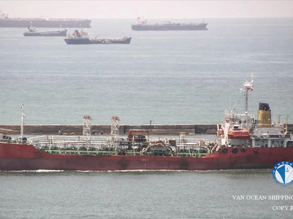 Танкер за нефт/химикали за продажба