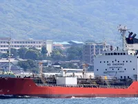 Танкер за нефт/химикали за продажба