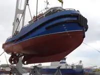 Буксир за продажба