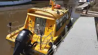 Круизен ферибот за продажба