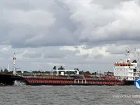 Танкер за нефт/химикали за продажба