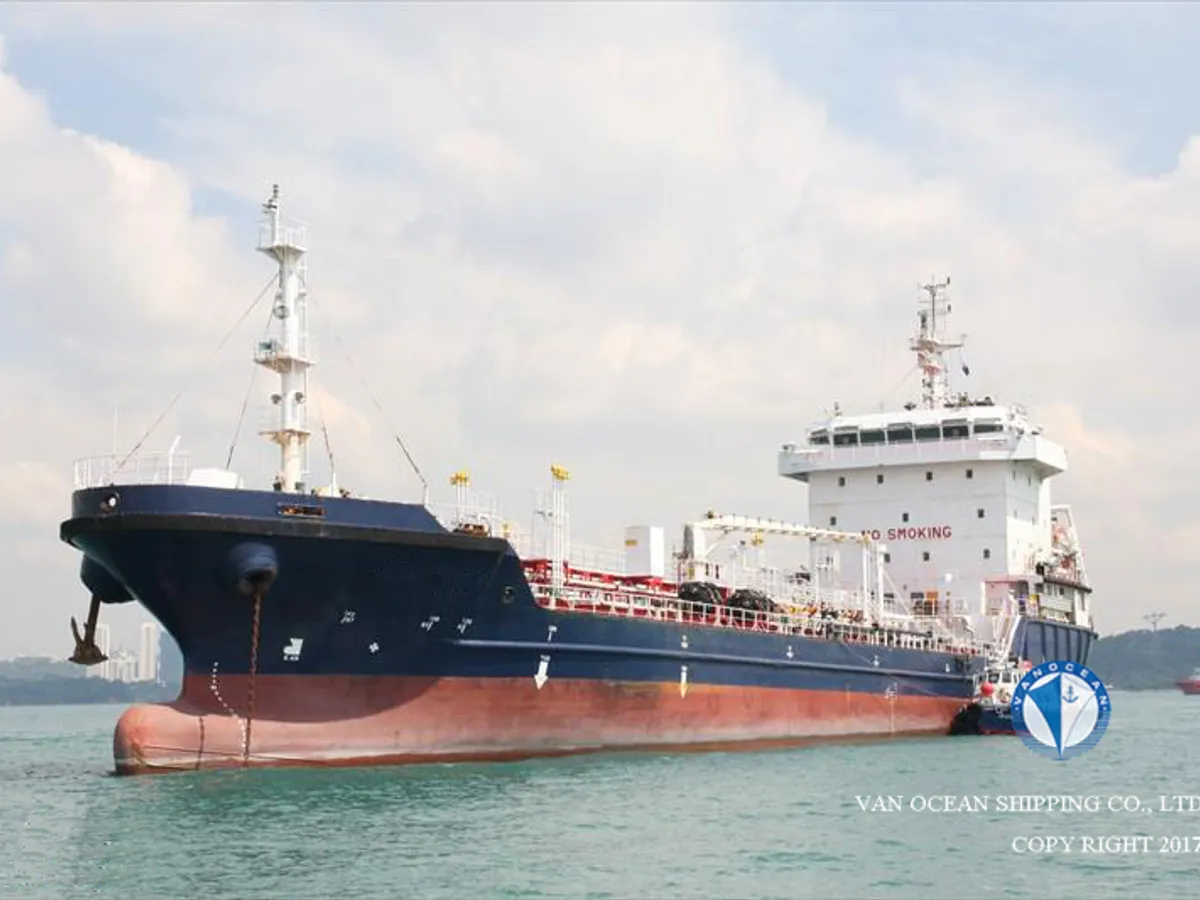 Танкер за нефт/химикали за продажба