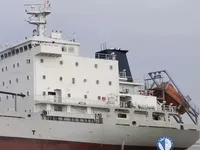 Хладилен кораб за продажба