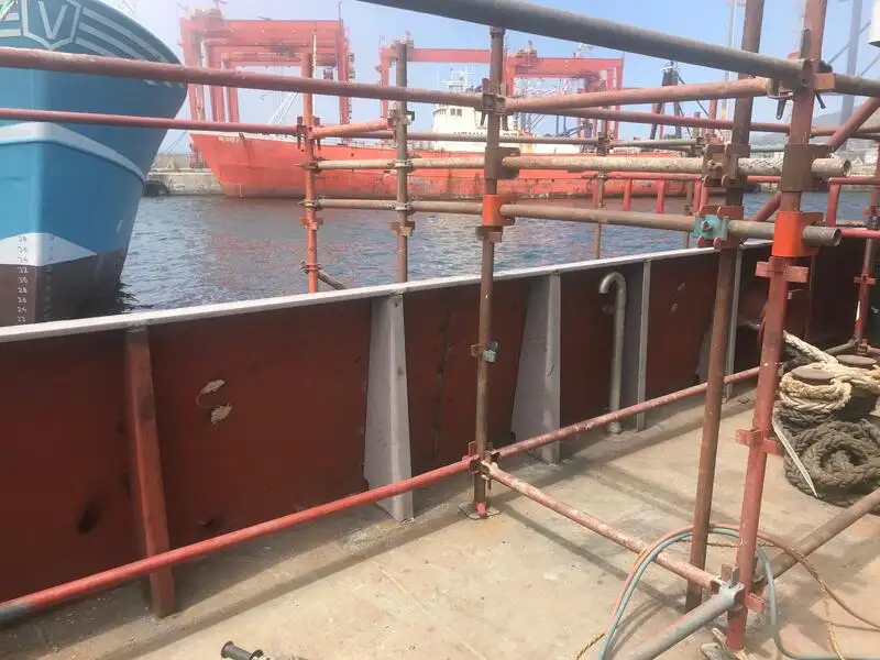 Хладилен кораб за продажба