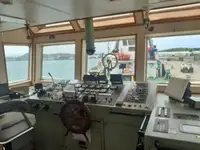 Буксир за продажба