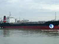 Танкер за нефт/химикали за продажба