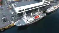 Контейнеровоз за продажба
