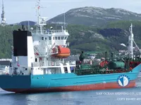 Танкер за нефт/химикали за продажба