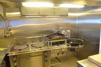 Контейнеровоз за продажба