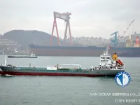 Танкер за нефт/химикали за продажба