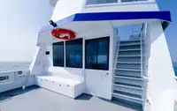 Катамаран за продажба