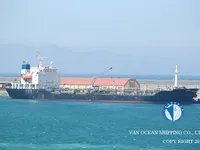 Танкер за нефт/химикали за продажба