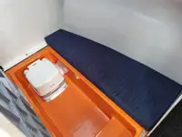 Контейнеровоз за продажба