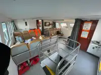 Контейнеровоз за продажба