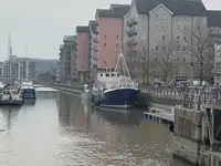 Trawler за продан