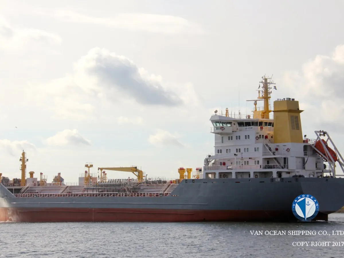 Танкер за нефт/химикали за продажба