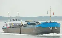 Баржа за продажба