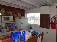 Кутер за продажба