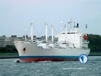 Хладилен кораб за продажба