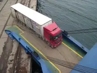 Буксир за продажба