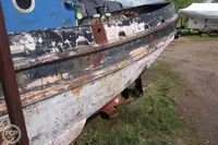 Буксир за продажба
