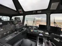 Контейнеровоз за продажба
