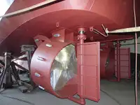 Буксир за продажба