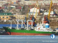 Хладилен кораб за продажба