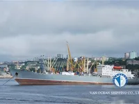 Хладилен кораб за продажба