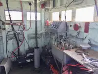 Десантен кораб, танкер за продажба