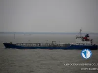 Танкер за нефт/химикали за продажба