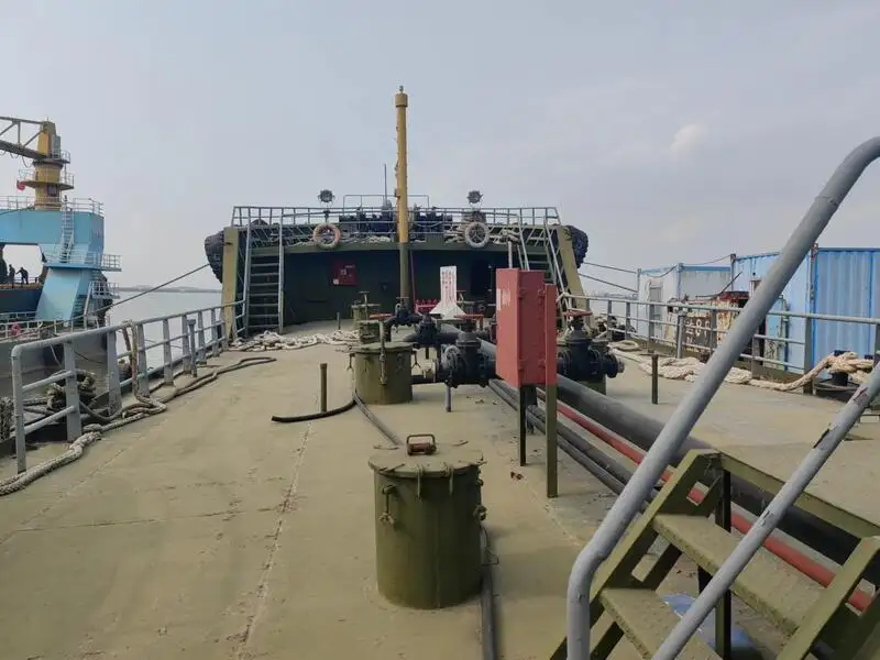 Танкер за нефт/химикали за продажба