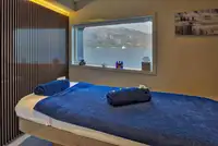 Круизен кораб за продажба