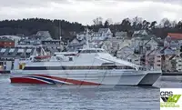 Пътнически кораб за продажба