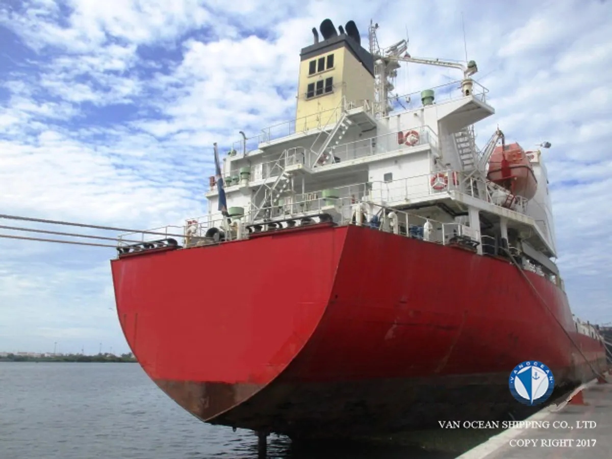 Танкер за нефт/химикали за продажба