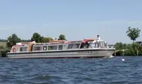 Круизен кораб за продажба
