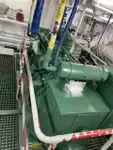 Хладилен кораб за продажба