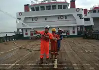 Десантен кораб, танкер за продажба