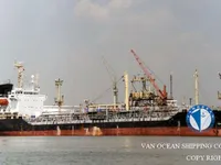 Танкер за нефт/химикали за продажба