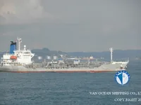 Танкер за нефт/химикали за продажба