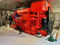 Круизен кораб за продажба