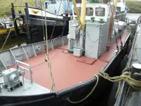 Баржа за продажба