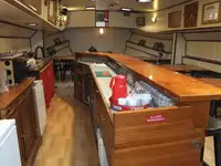 Баржа за продажба