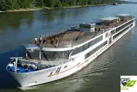 Круизен кораб за продажба
