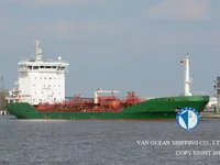 Танкер за нефт/химикали за продажба