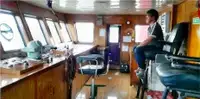 Десантен кораб, танкер за продажба