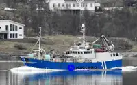 Кораб-траулер с мрежи гъргър за продан