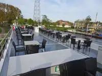 Круизен кораб за продажба