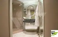 Круизен кораб за продажба