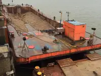 Баржа за продажба